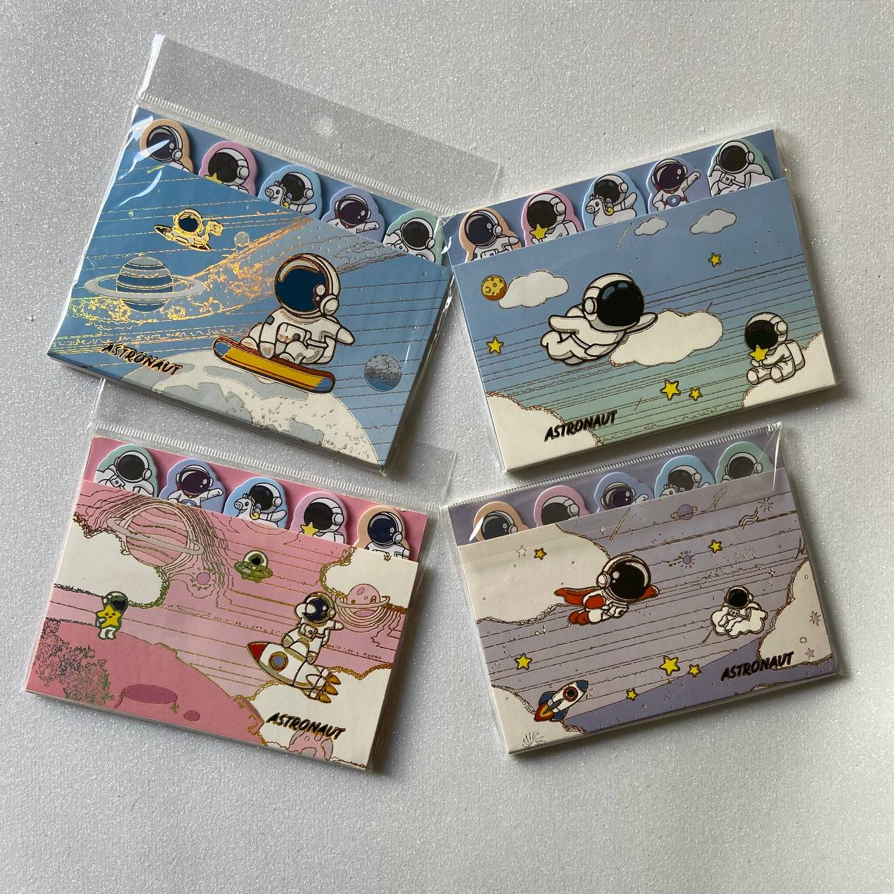 Bloco Adesivo e Index Astronauta - Kit com 4 unidades - Imagem 1