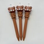 Caneta Fofa Massageadora Urso - Importados