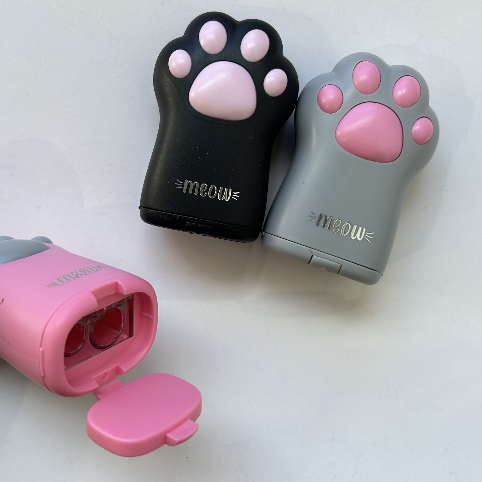 IMG-0490.jpg Apontador Duplo Patinha com Espelho - Importados - Imagem 2